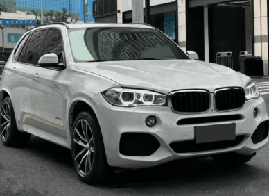 BMW X5 F15 (2014–2019) M Sport M Performance MT M Tech Front Bumper Body Kit with Wheel Arch Upgrade 3