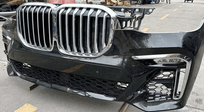 BMW X7 G07 (2019–2022) M Sport M Performance M Tech Front Bumper Body Kit Upgrade 3